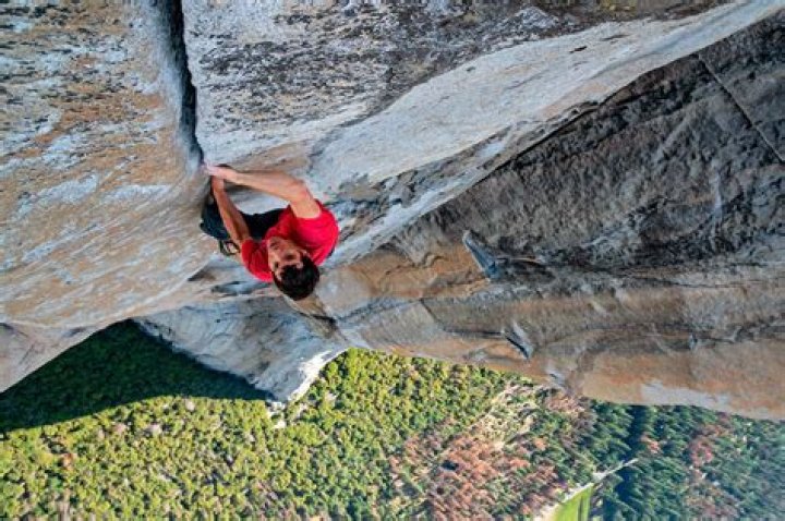 A Journey Beyond Limits: The Life of Alex Honnold