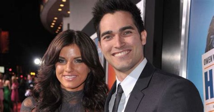 Exploring the Fascinating Tyler Hoechlin Relationship