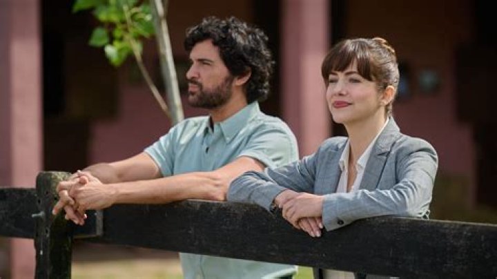 Is Juan Pablo Di Pace in a Relationship? Exploring His Love Life