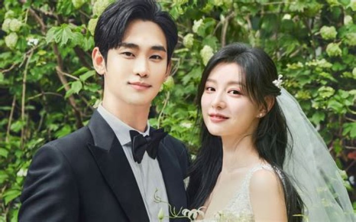 Kim Soohyun’s Girlfriend: Exploring the Relationship of the Talented Actor