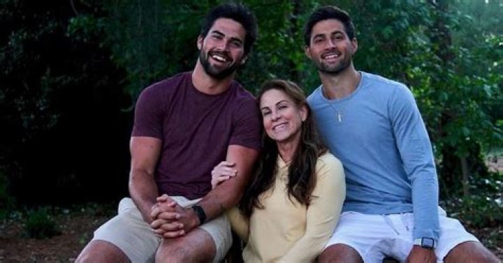 Sam Hartman Girlfriend: A Look into the Life of the Rising Star