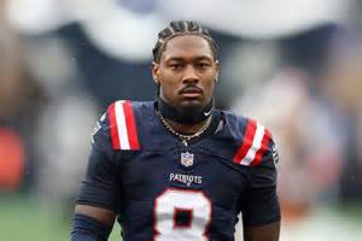 Unraveling the Charismatic World of Stephon SNL