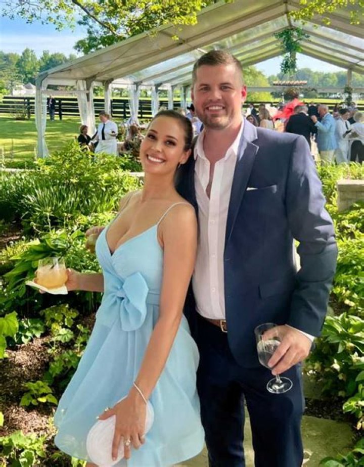 Unveiling the Mystery of Lauren Compton's Boyfriend